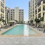 Vayk - Stunning 1 Bd With Breathtaking Views